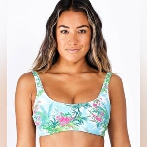 NWOT Skatie 'Mya' bikini top size XS, Poipu